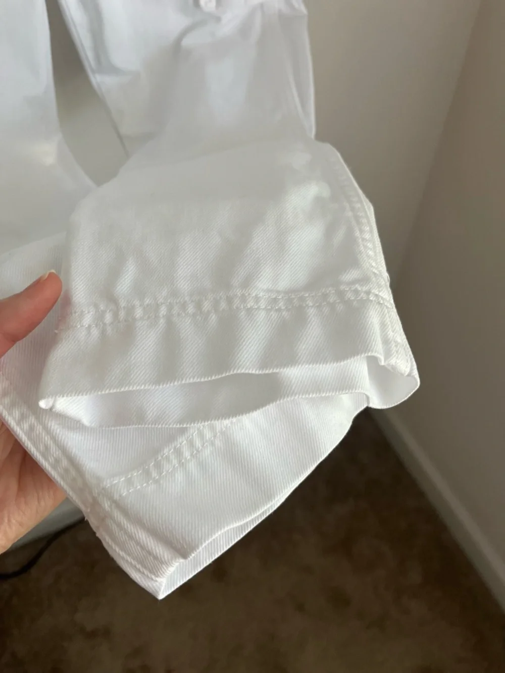 American Eagle Cargo Mom Denim (4) - Picture 6 of 9